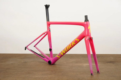 Damaged 54cm specialized - *damaged*,